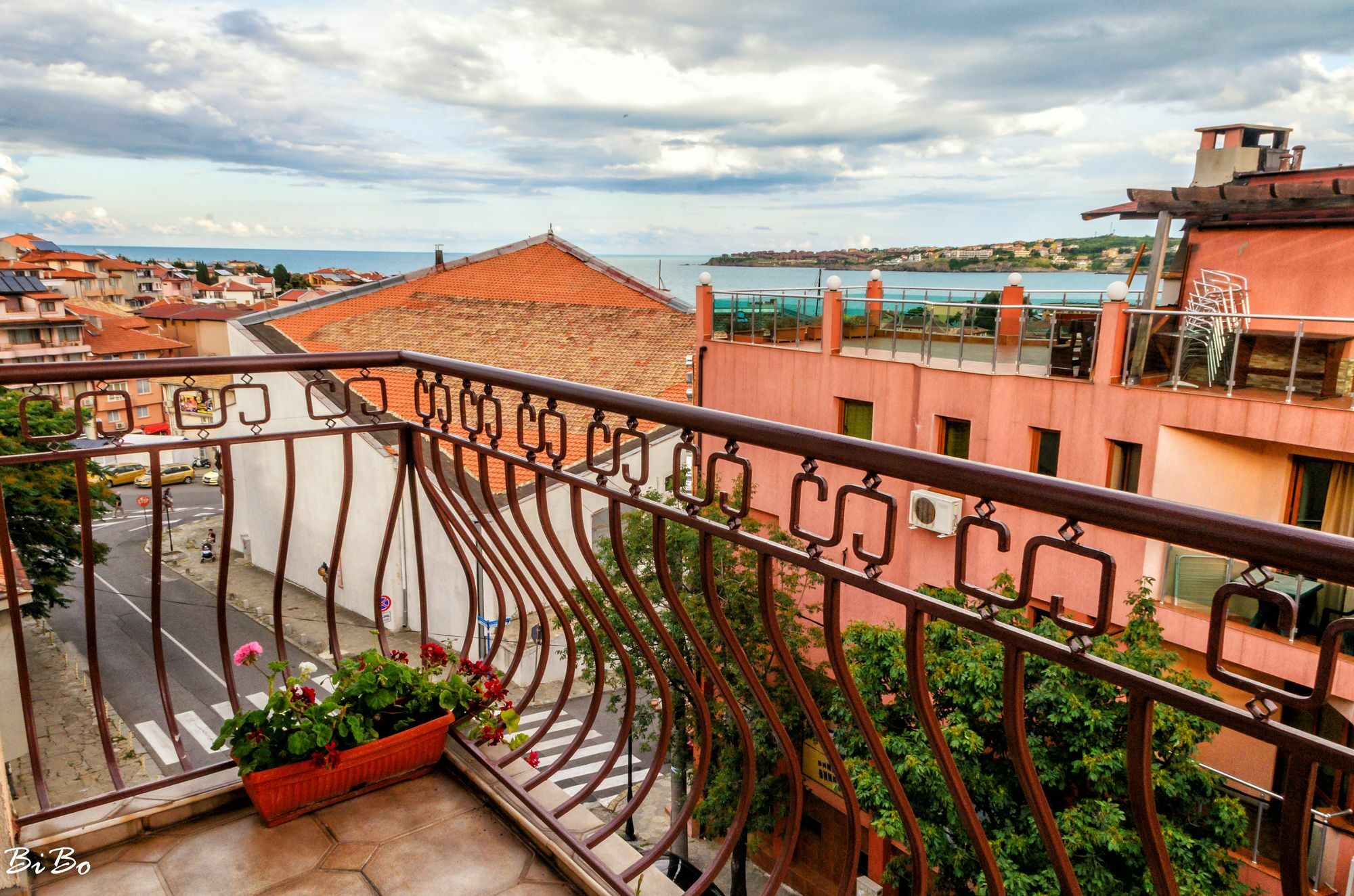 Dom Mladenovi Hotel Sozopol Luaran gambar